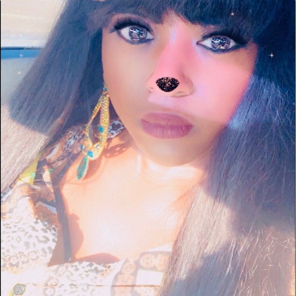 Meet your Posher, Levishia - Picture 1 of 1